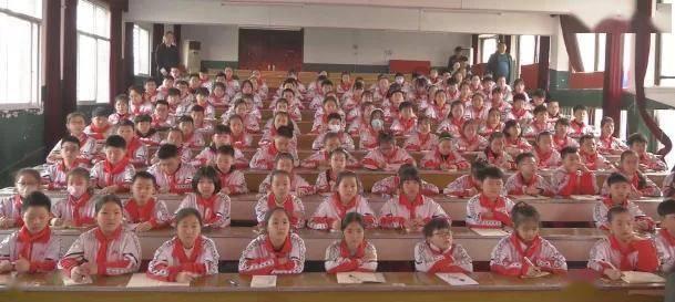 现代女孩的衣柜